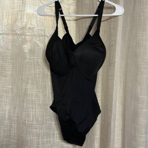 Avenue body Shapewear size 42C new with tags